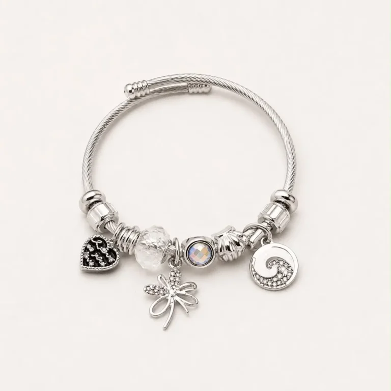 צמיד צ'ארמס עם שפירית, לב וגל – גוון כסף